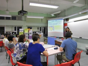 120511 TSAC Parents Talk on Helping Teenagers with Stress and Emotion